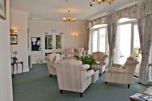 RESIDENTS LOUNGE- click for photo gallery